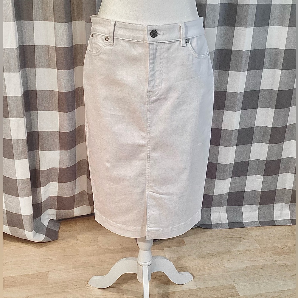 Talbots White Denim Pencil Skirt NWT - Picture 2 of 6